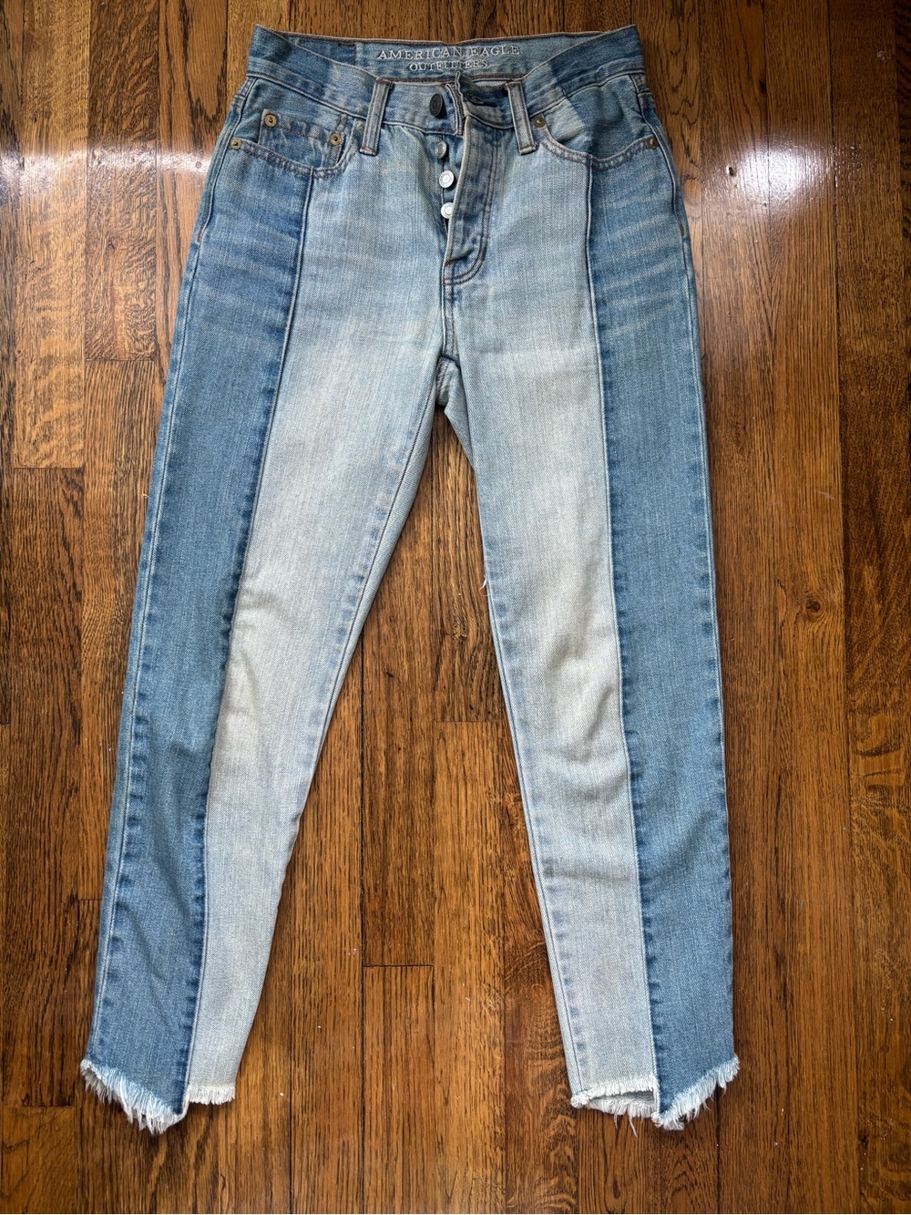 American Eagle Vintage High Rise Two-Tone Cropped Skinny Jeans